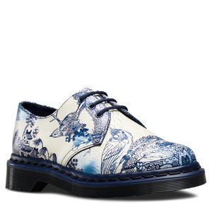 DR. MARTENS 1461 IN WHITE+NAVY WILLOW CRISTAL SUEDE